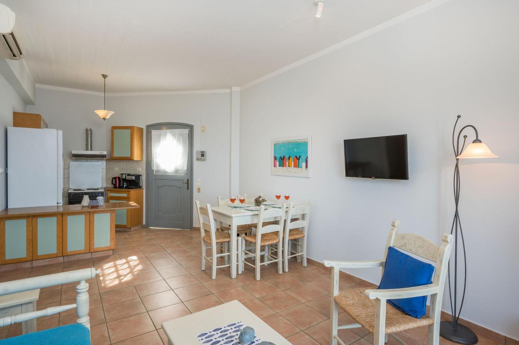 Kiani Sea View Apartments Stavrós Quarto foto